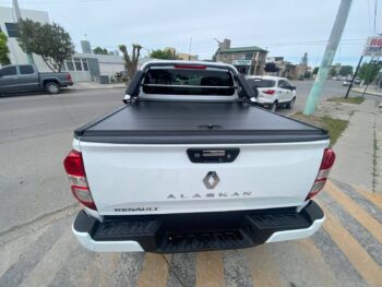 RENAULT ALASKAN ICONIC