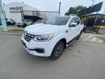 RENAULT ALASKAN ICONIC